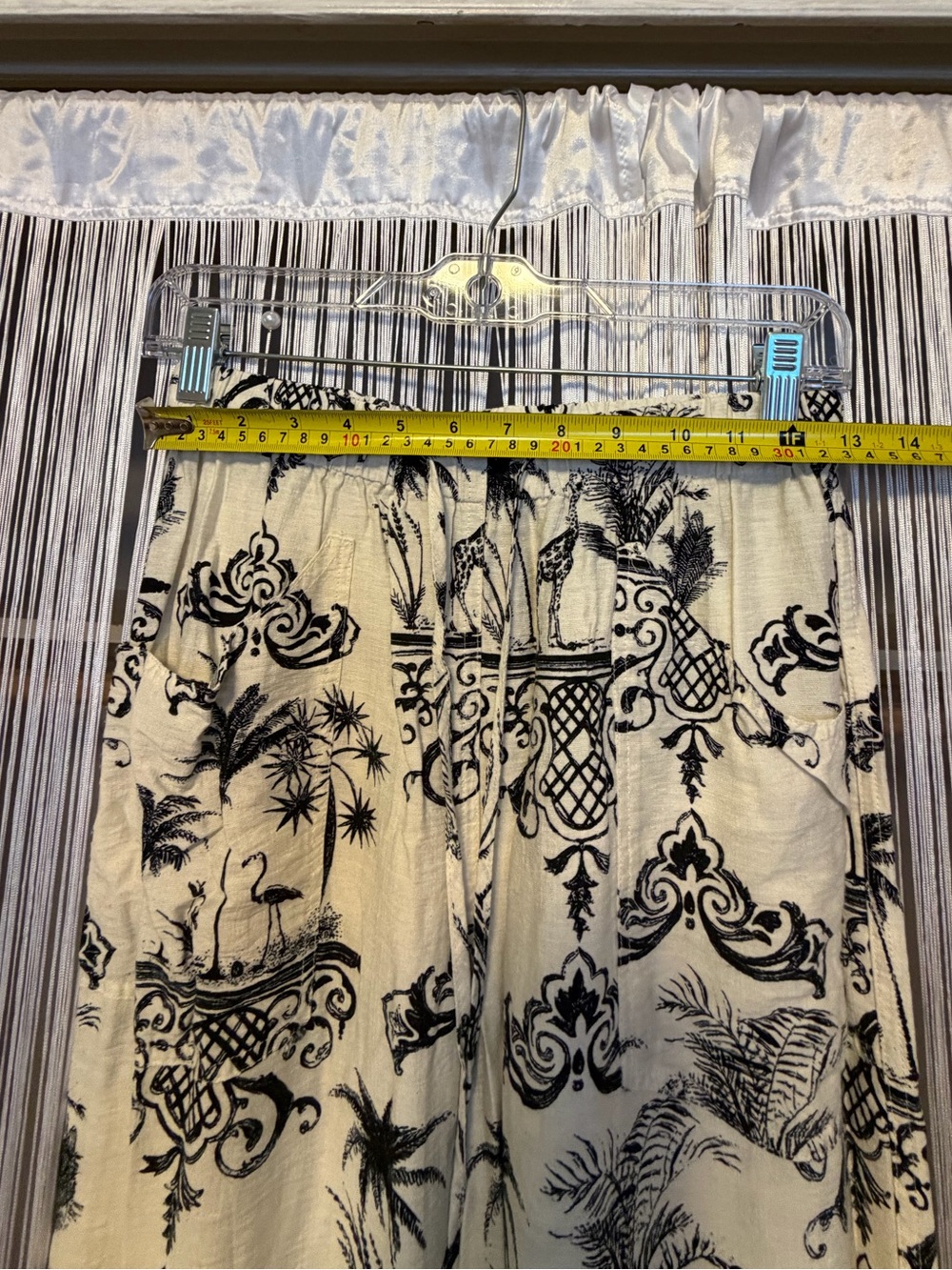 GiGio Women's Black & White Printed Wide-Leg Pants - Picture 9 of 13
